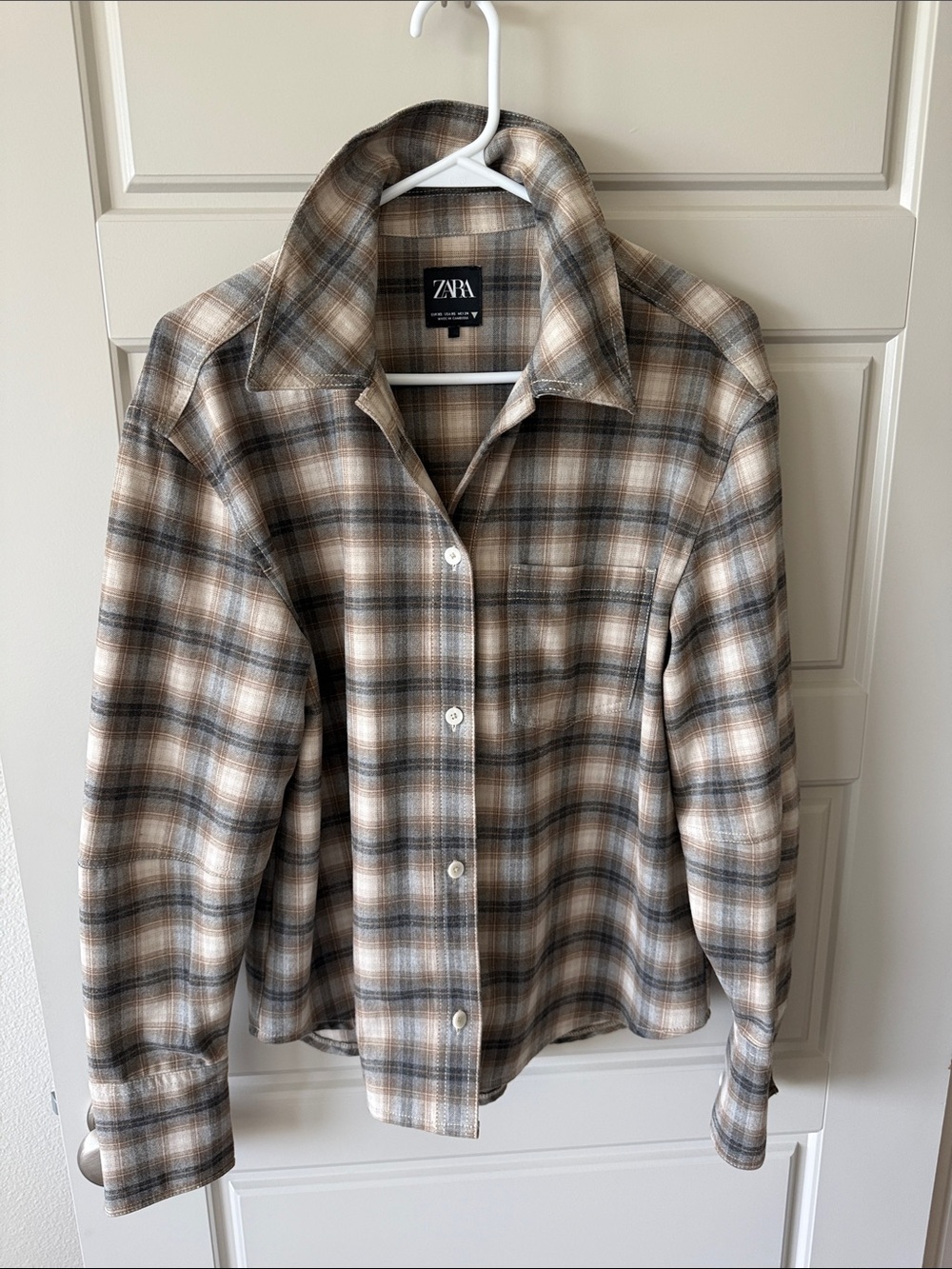 ZARA Plaid Button-Down Shirt in Beige, Brown & Gray